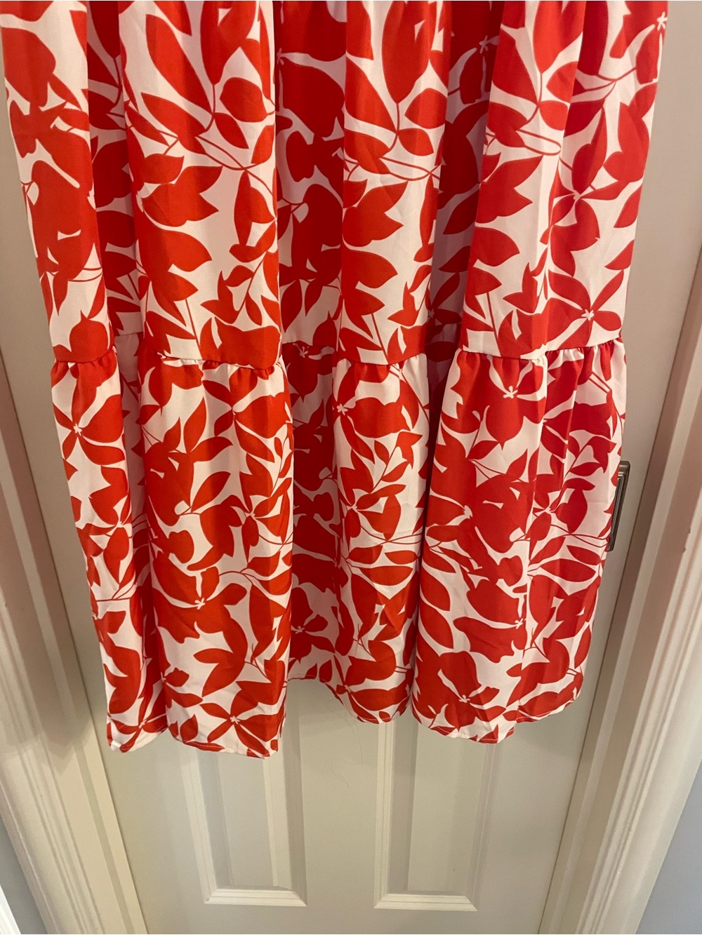 Red & White Floral Tiered Midi Dress - Picture 3 of 4